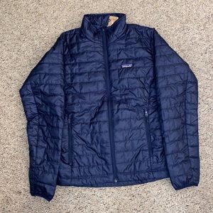 NWT navy Patagonia Nano Puff jacket